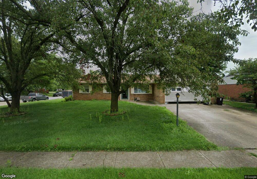 555 Nevada Dr, Xenia, OH 45385 - photo 1