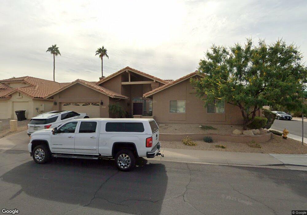 1055 W Coast Dr, Gilbert, AZ 85233 - photo 1