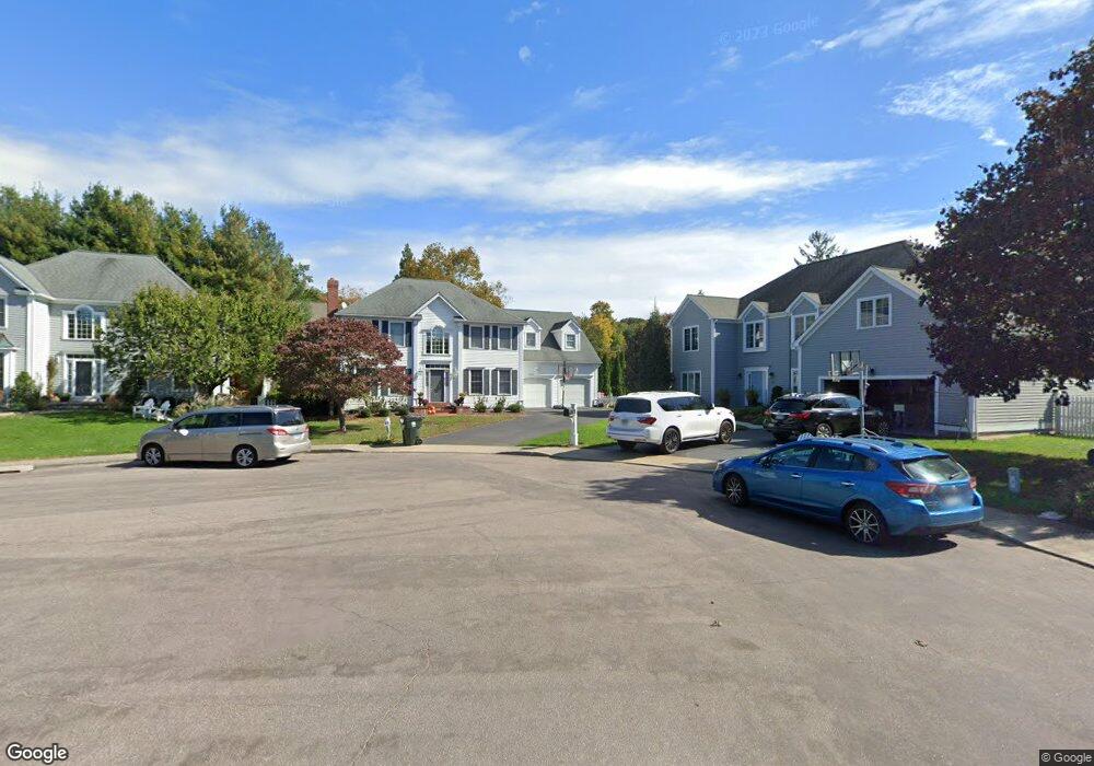 67 Walbin Ct, Fairfield, CT 06824 - photo 1