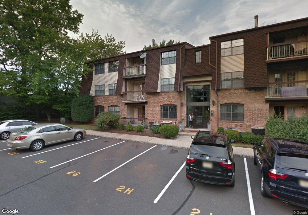 203 Green Hollow Dr, Iselin, NJ 08830 - photo 1