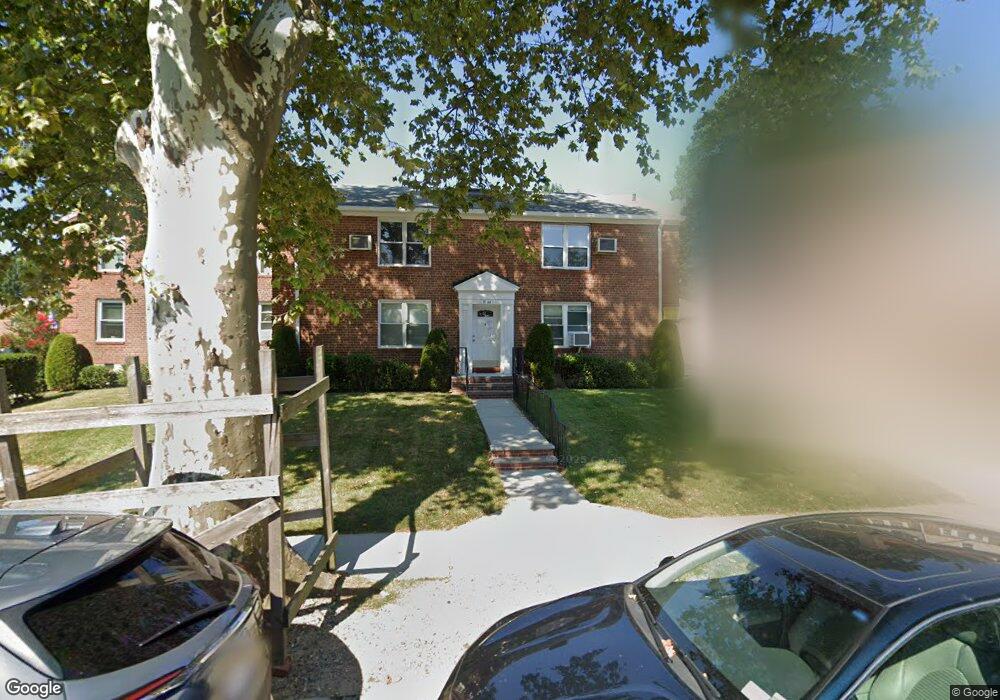 3544 Utopia Pkwy unit A4, Flushing, NY 11358 - photo 1