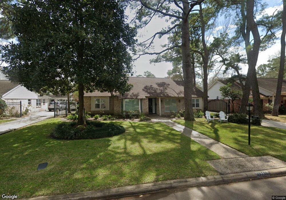 13735 Kingsride Ln, Houston, TX 77079 - photo 1