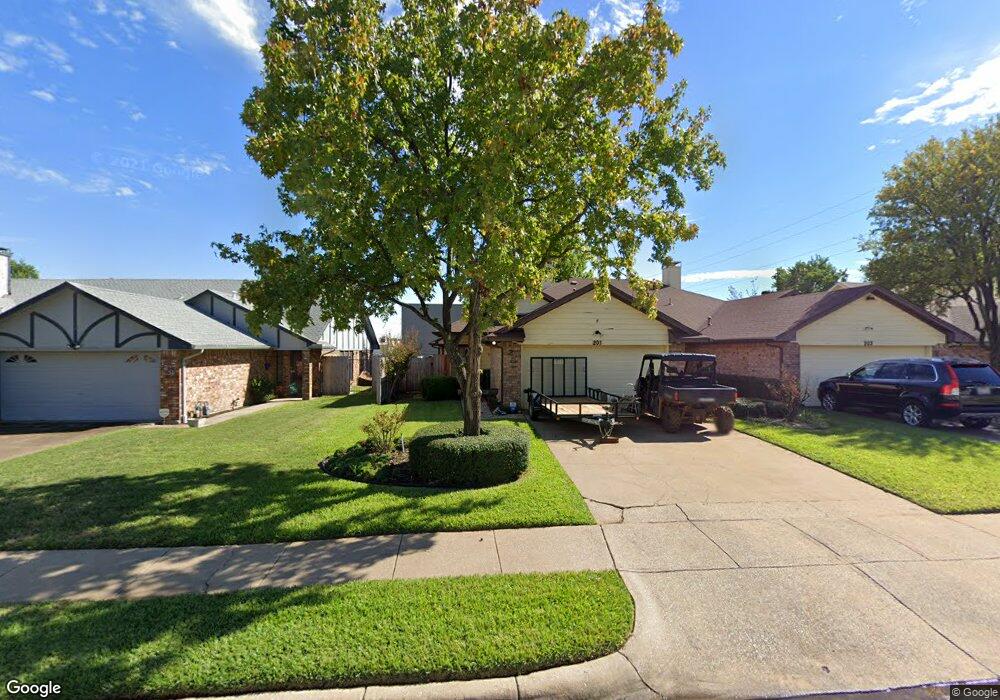 201 Mountain View Dr, Bedford, TX 76021 - photo 1