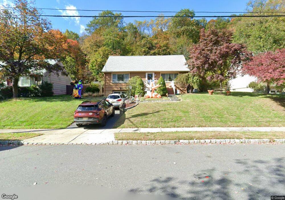 14 Cresthill Rd, Verona, NJ 07044 - photo 1