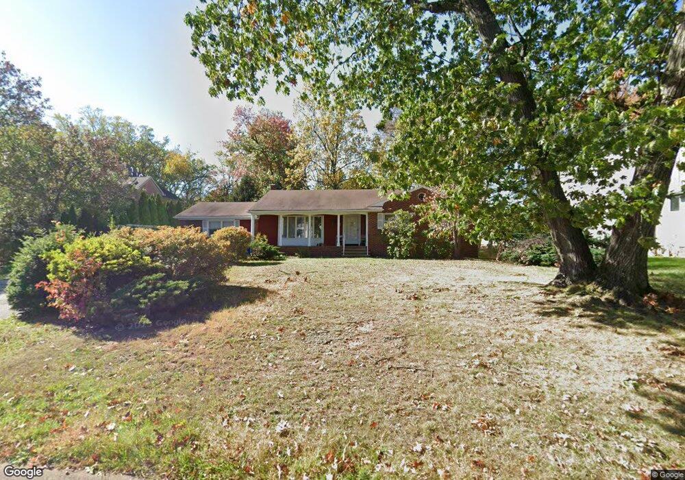 27 Parker Rd, Edison, NJ 08820 - photo 1