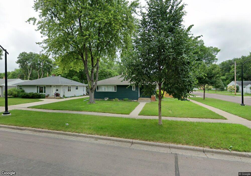 2201 8th St N, Fargo, ND 58102 - photo 1