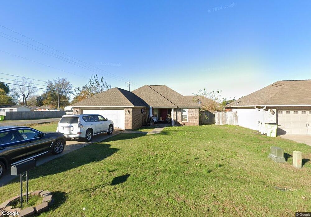 1818 S Lowe St, Stuttgart, AR 72160 - photo 1