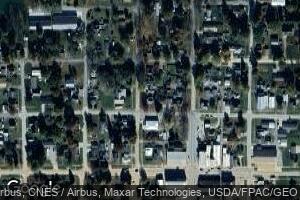 109 W High St, New Sharon, IA 50207