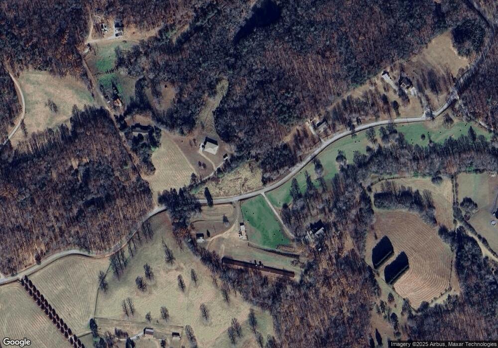 1231 Sam Bell Rd unit 2, Clarkesville, GA 30523 - photo 1