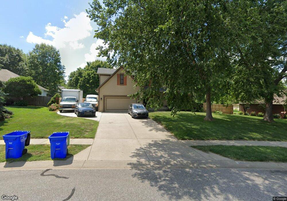 6916 Reeder Ave, Shawnee, KS 66203 - photo 1