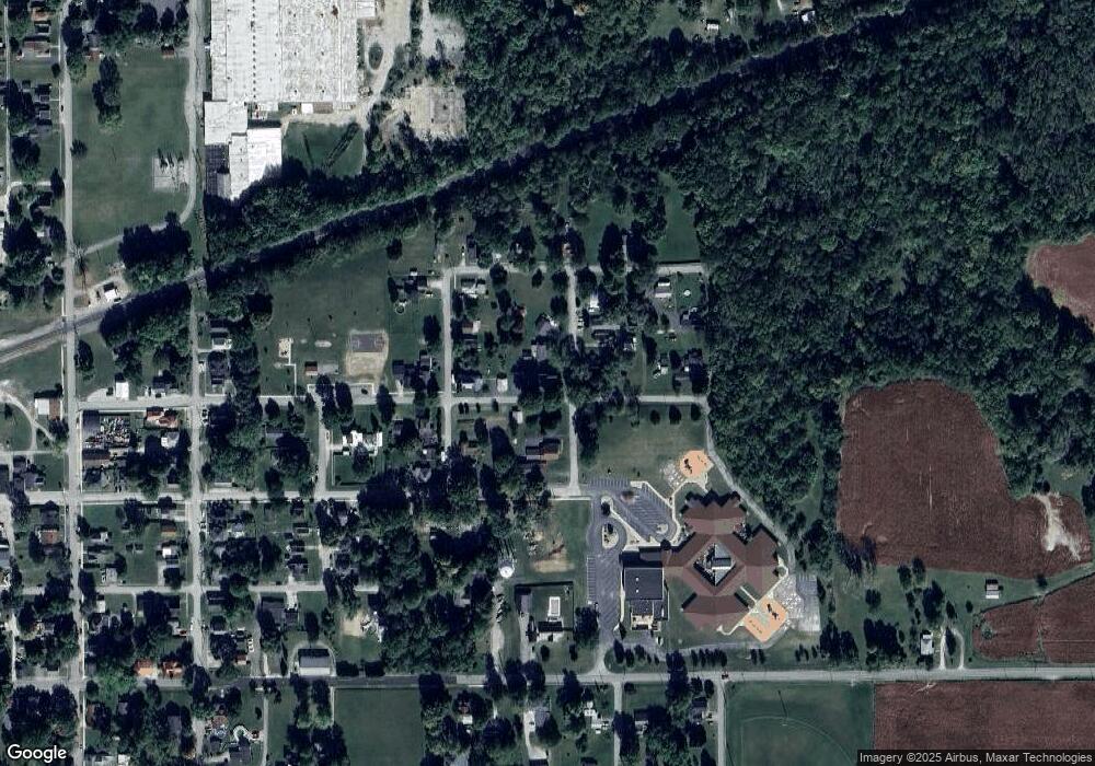 484 E Washington St, Andrews, IN 46702 - photo 1