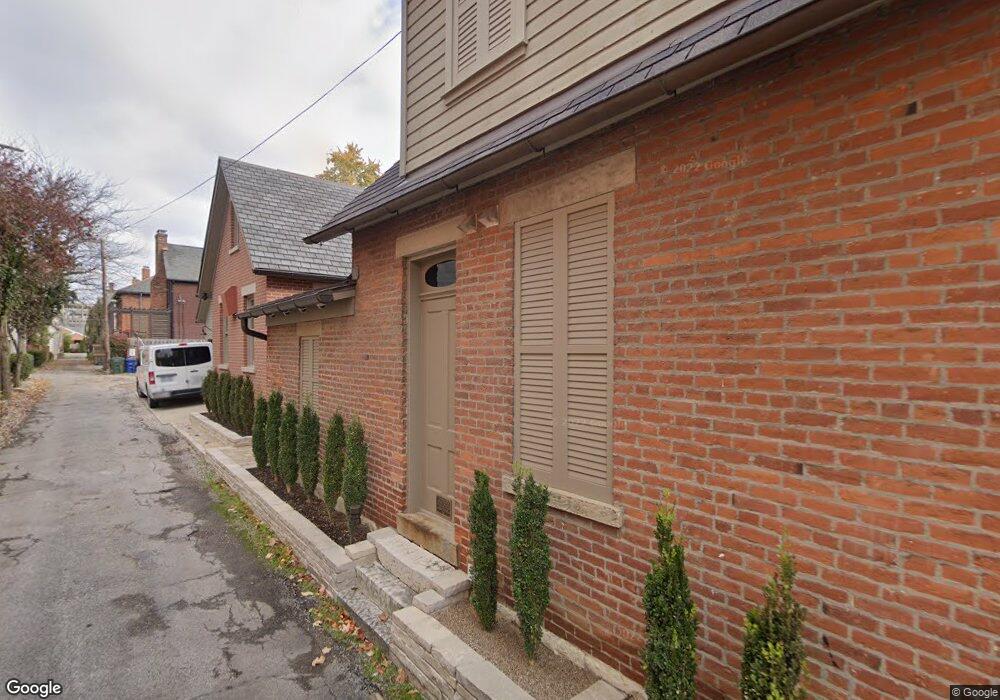 376 E Beck St, Columbus, OH 43206 - photo 1