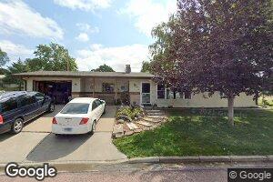 301 S Allcott St, Chamberlain, SD 57325