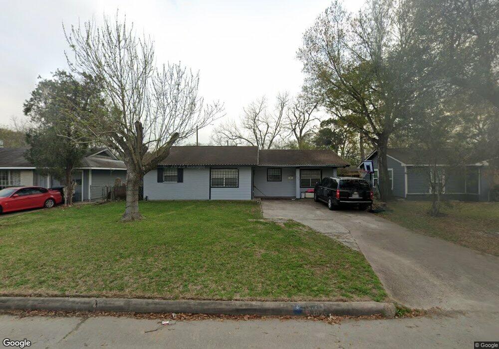 539 W Obion Rd, Houston, TX 77091 - photo 1