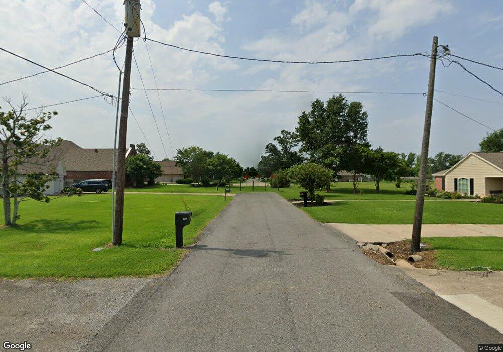 3828 Patricia Ln, Lake Charles, LA 70605 - photo 1