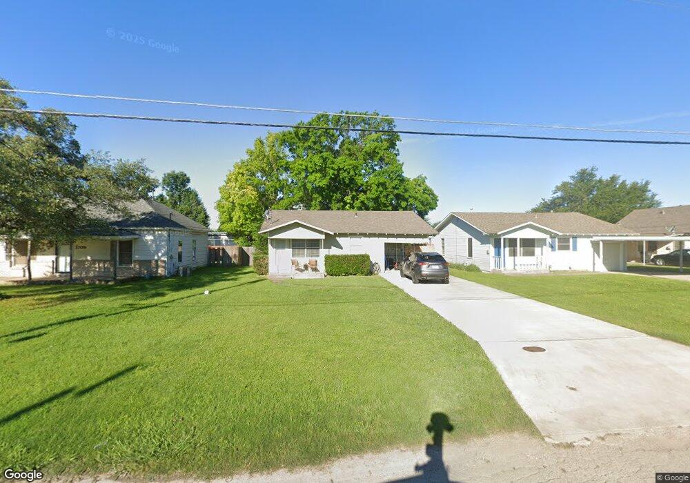 1711 Redwood Dr, Cleburne, TX 76033 - photo 1