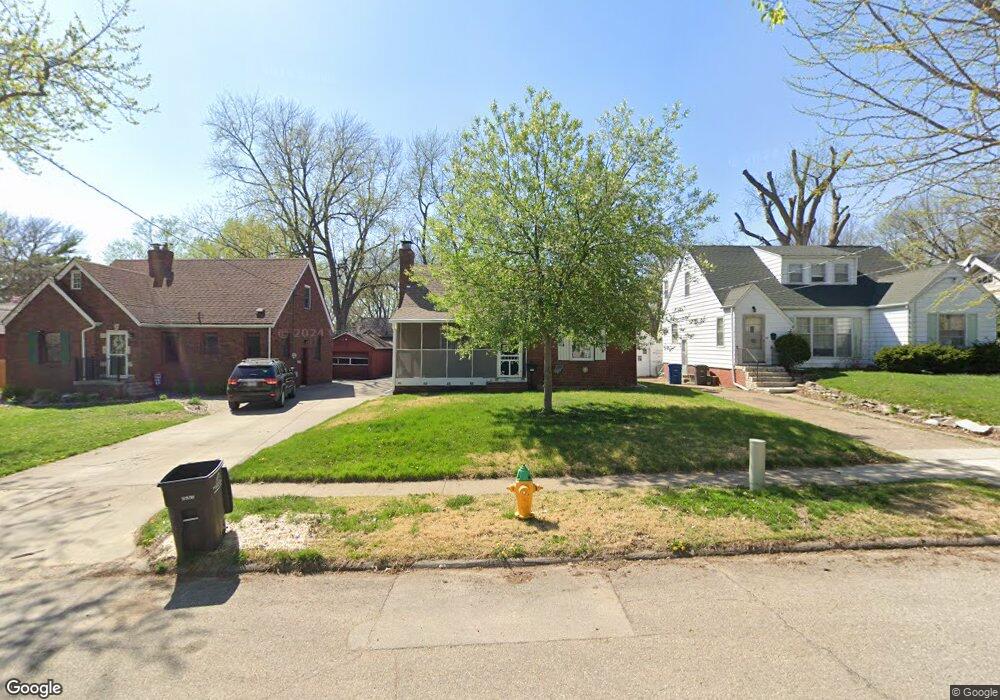 2110 40th St, Des Moines, IA 50310 - photo 1