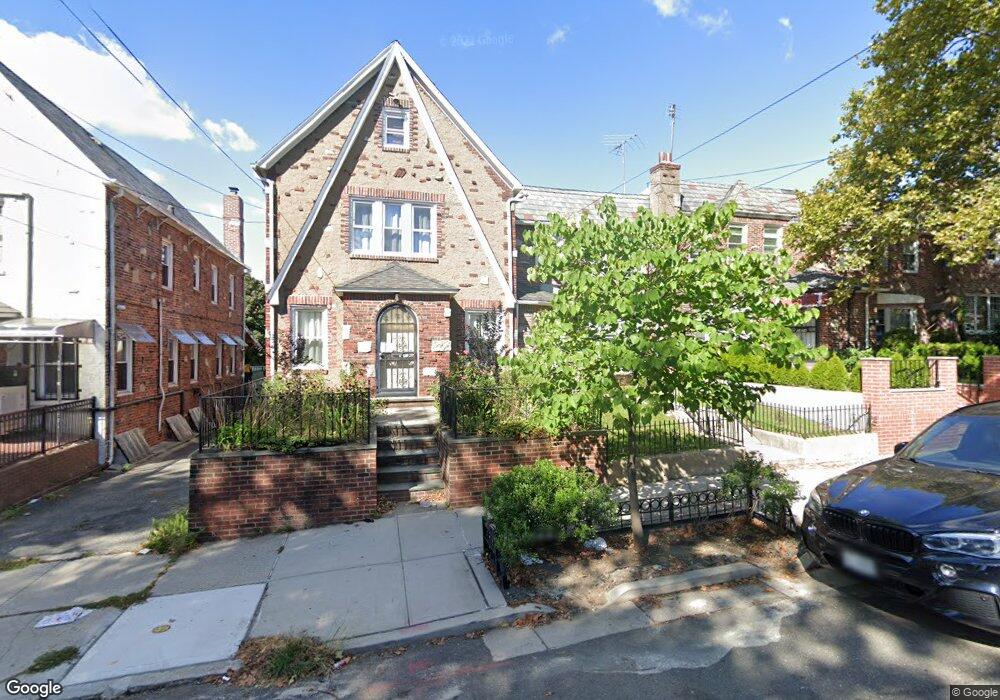 5426 65th Place, Maspeth, NY 11378 - photo 1