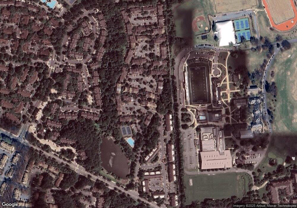 5727 Brewer House Cir, Rockville, MD 20852 - photo 1