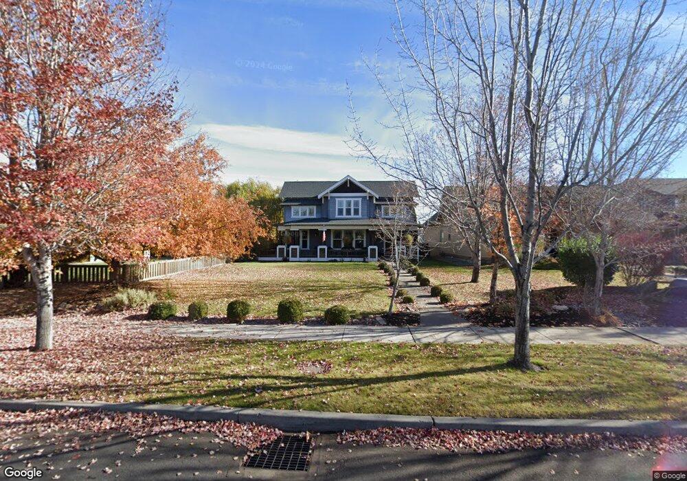 958 NW 15th St, Redmond, OR 97756 - photo 1