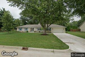 5342 Navajo Dr, Forsyth, IL 62535