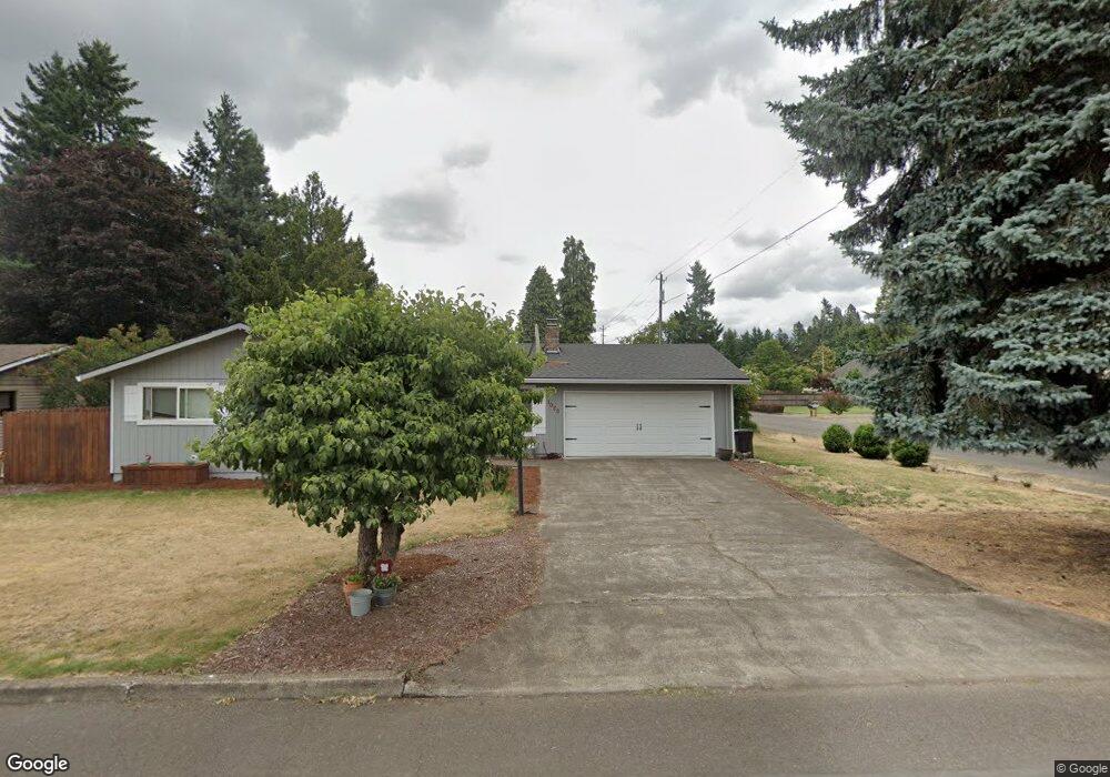 1020 N Lupine Ct, Canby, OR 97013 - photo 1