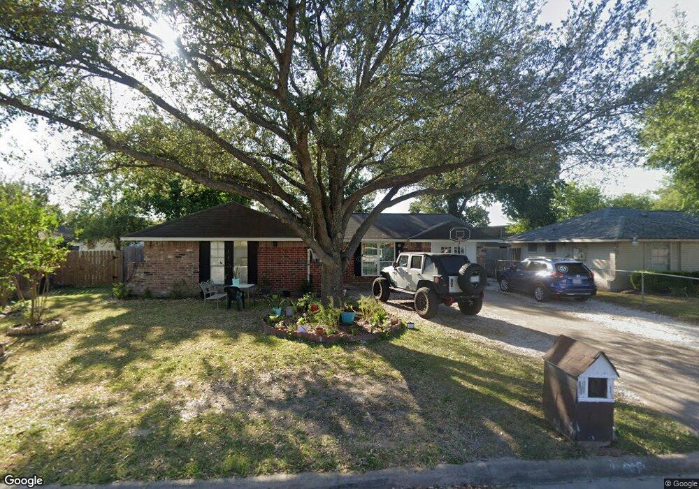 1147 Fruitvale Dr, Houston, TX 77038 - photo 1