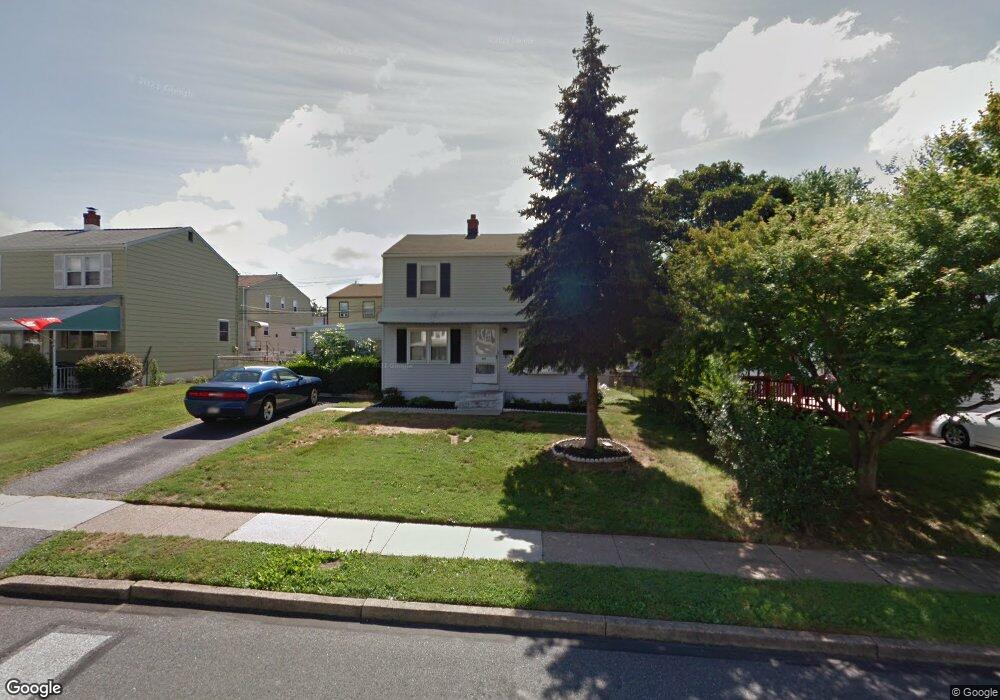 243 W Roland Rd, Brookhaven, PA 19015 - photo 1