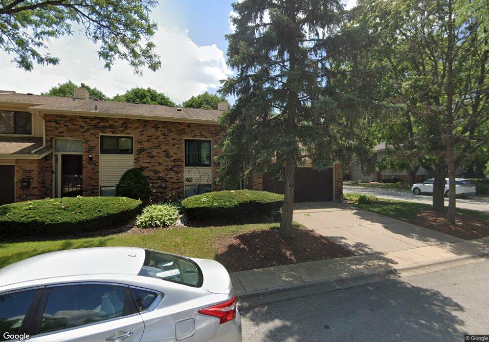 18649 Golfview Dr, Hazel Crest, IL 60429 - photo 1