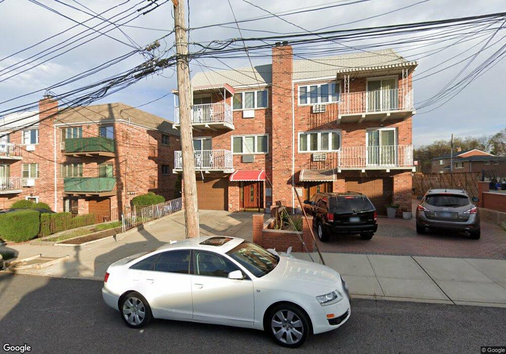 7419 58th Ave, Middle Village, NY 11379 - photo 1