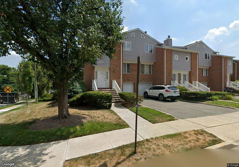 772 Center Ave, River Edge, NJ 07661 - photo 1