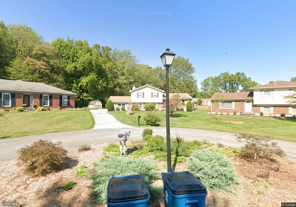 8015 Harrodwood Ct, Louisville, KY 40291 - photo 1