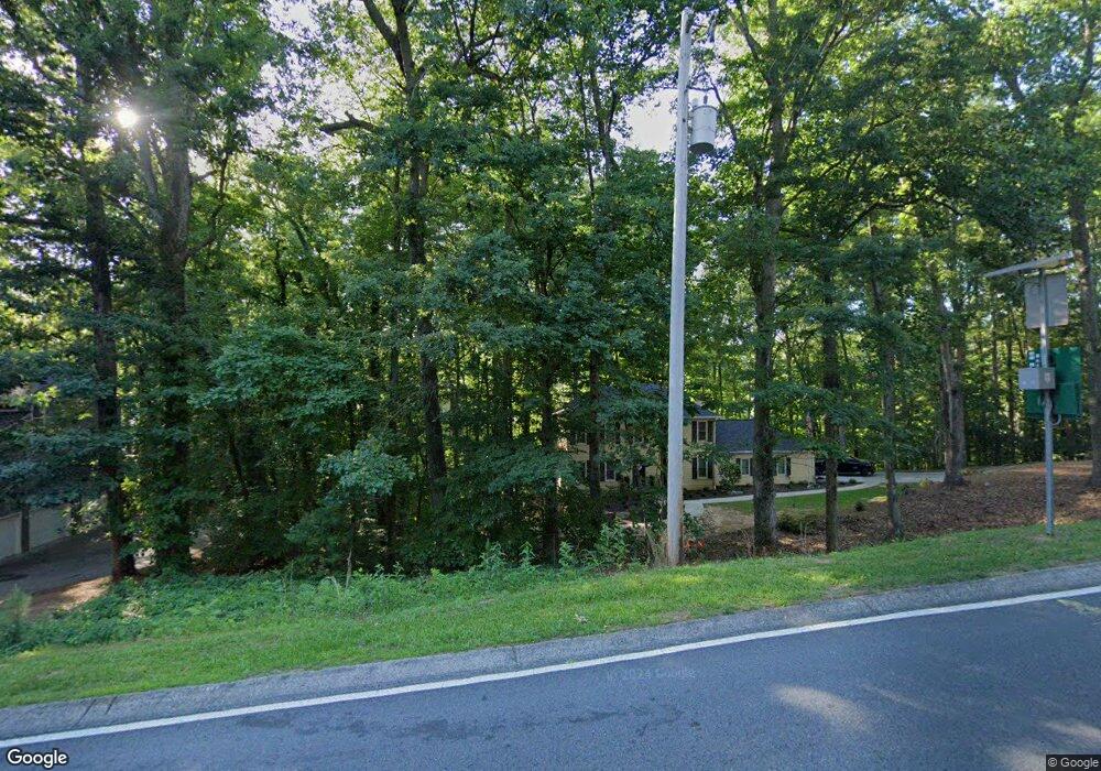 3885 Mabry Rd NE, Roswell, GA 30075 - photo 1