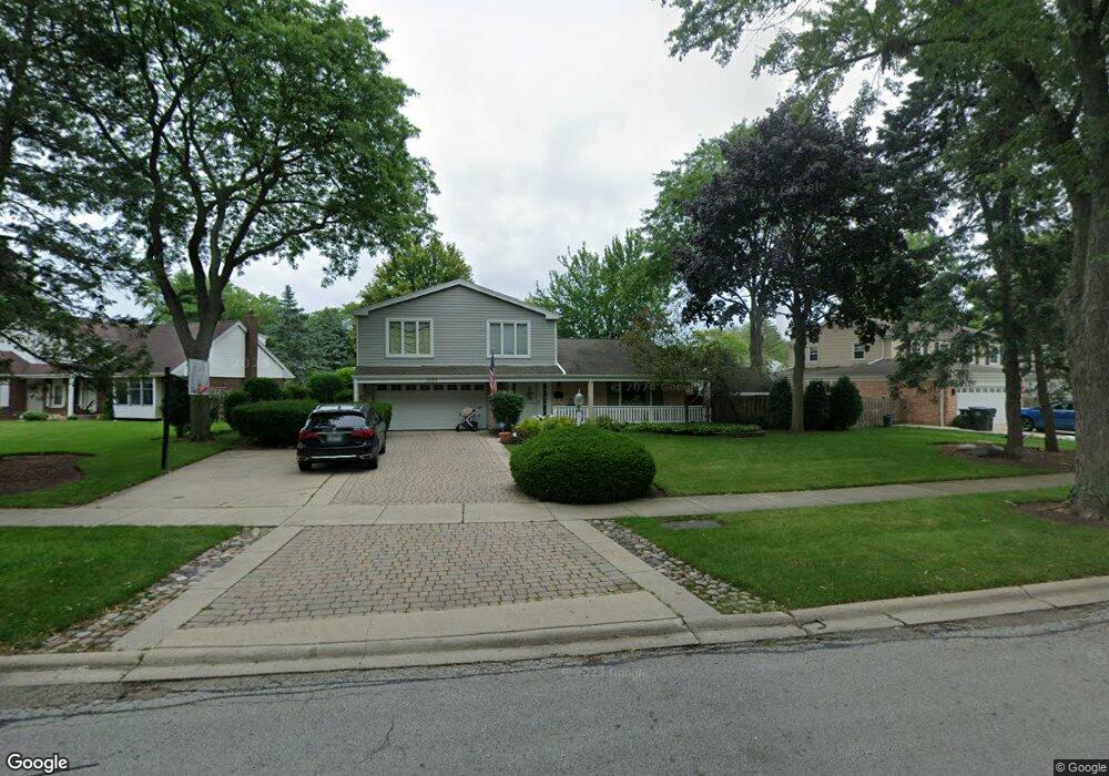 3323 Maple Leaf Dr, Glenview, IL 60026 - photo 1