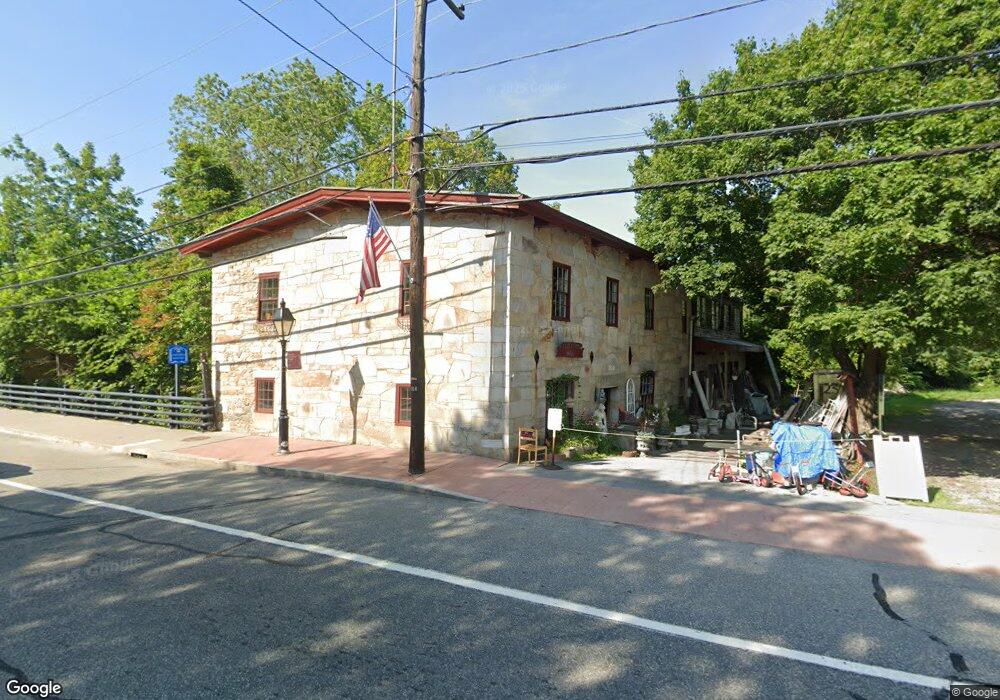 1169 Putnam Pike, Glocester, RI 02814 - photo 1