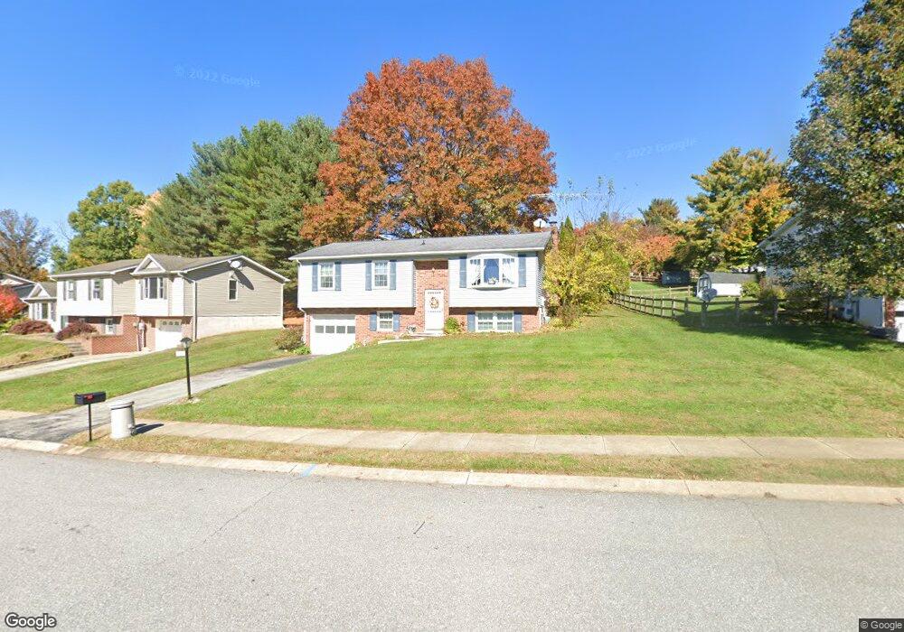 7291 Pommel Dr, Sykesville, MD 21784 - photo 1