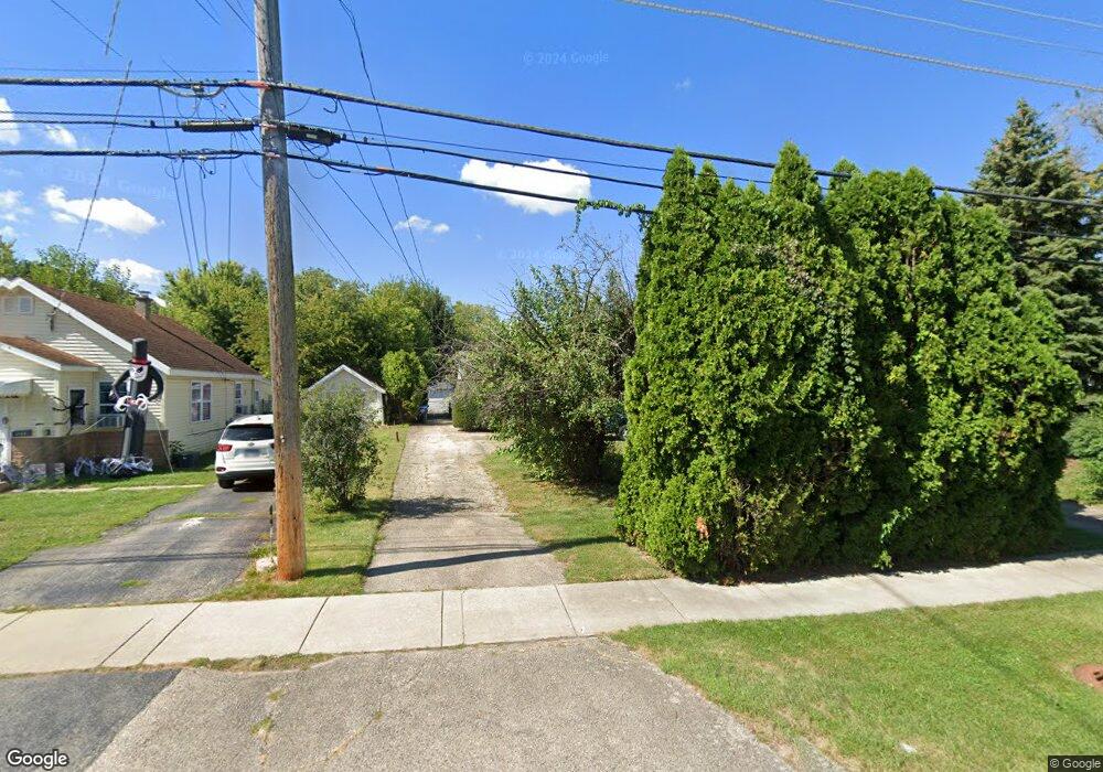 1696 Webster Ln, Des Plaines, IL 60018 - photo 1