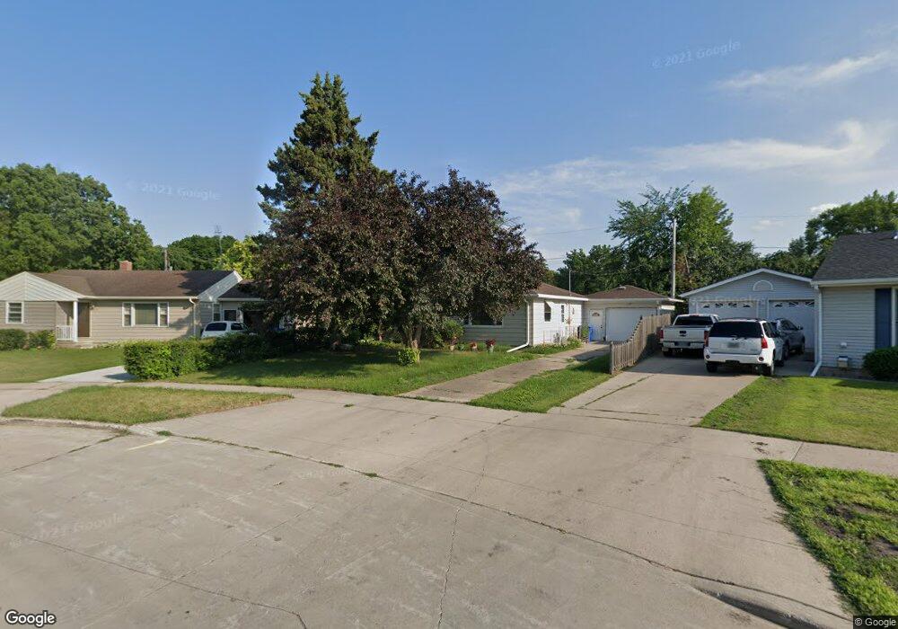 1102 15 1/2 Ave S, Fargo, ND 58103 - photo 1