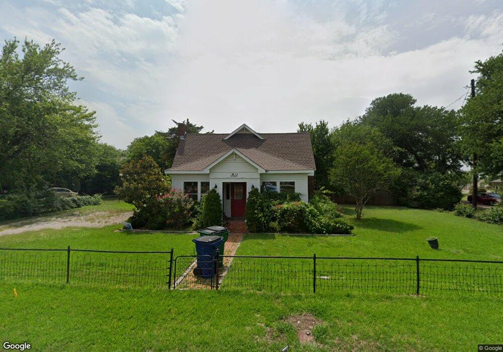 909 N Trinity St, Decatur, TX 76234 - photo 1