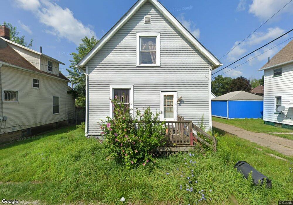 1333 Heising Ct SW, Canton, OH 44706 - photo 1