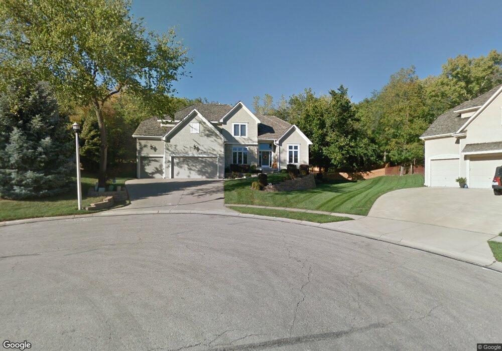 5204 Park St, Shawnee, KS 66216 - photo 1