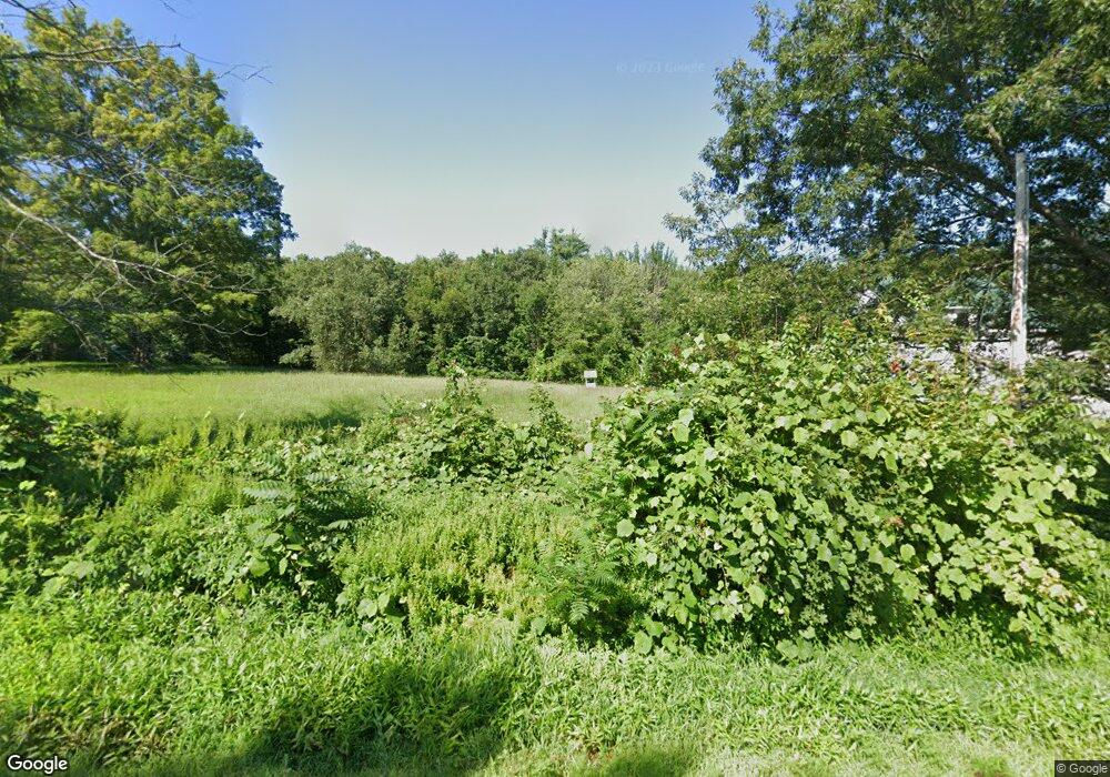 199 Stark Hwy S, Dunbarton, NH 03046 - photo 1