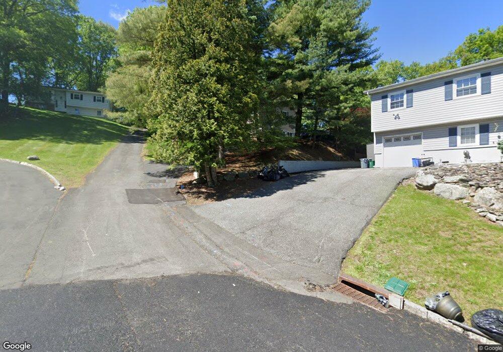 32 Woodrum Dr, Stony Point, NY 10980 - photo 1