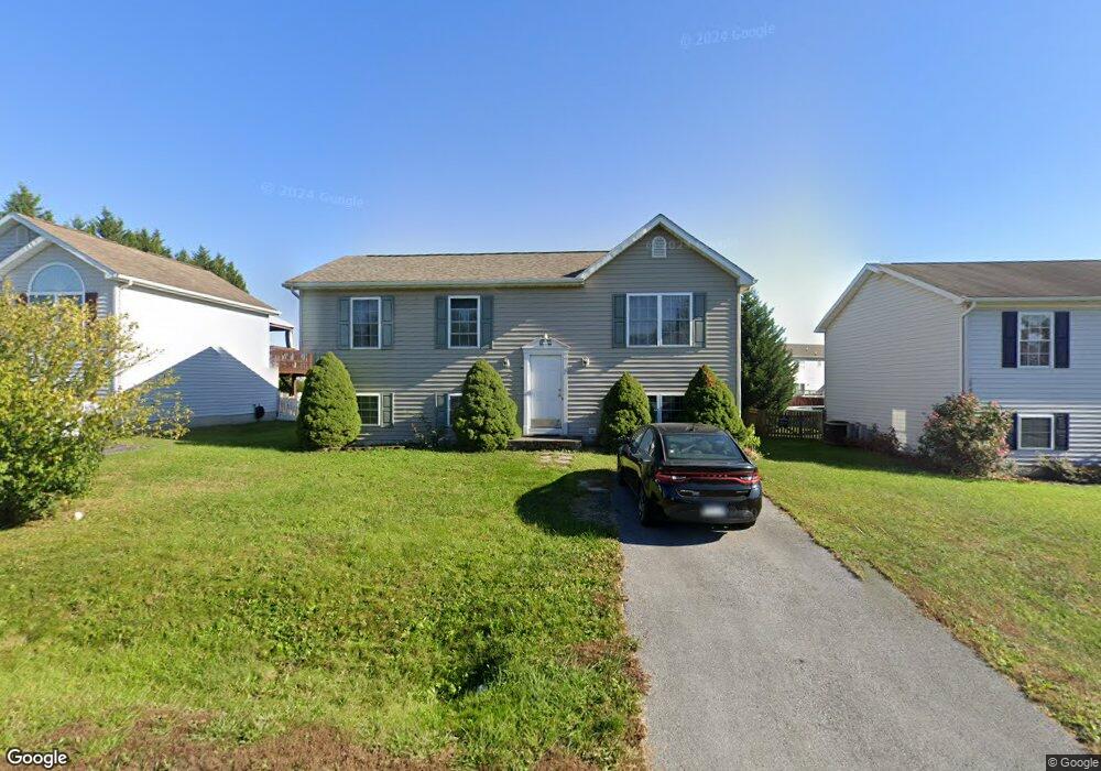 315 Universe Dr, Martinsburg, WV 25404 - photo 1