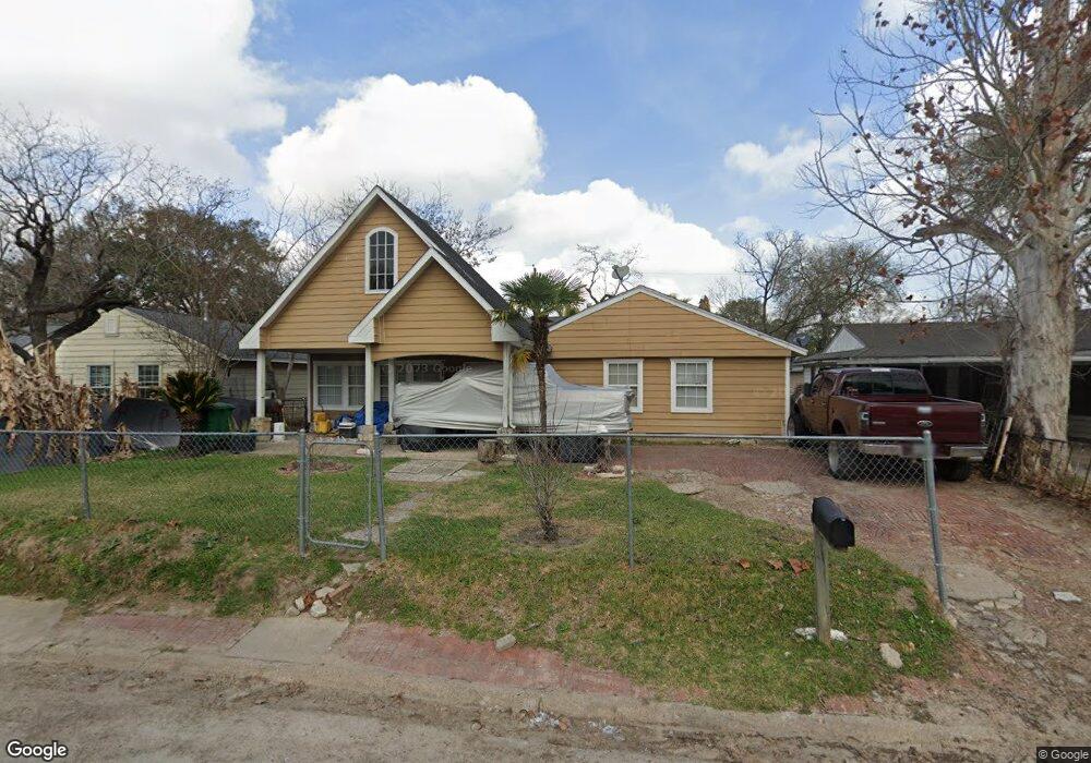 3009 Charter Oaks Dr, Houston, TX 77093 - photo 1