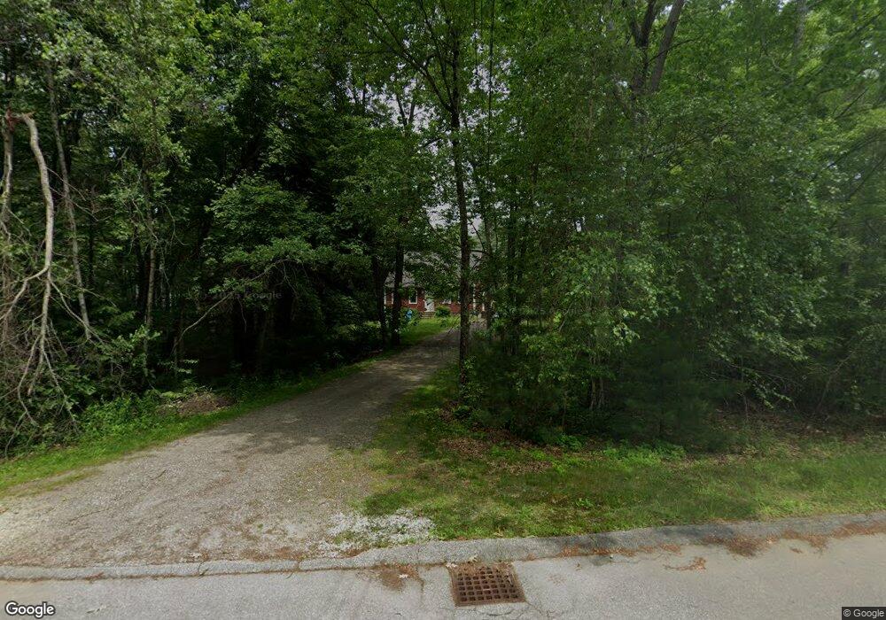 4 Josiah Dr, Litchfield, NH 03052 - photo 1