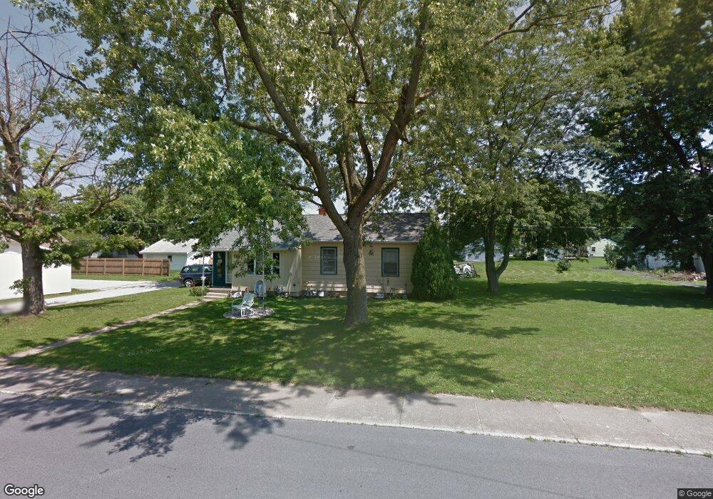 408 S Wentz St, Wapakoneta, OH 45895 - photo 1