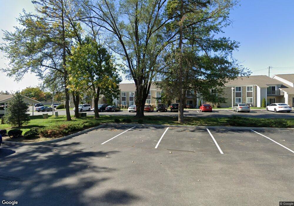 1010 Clubhouse Ct, Carmel, IN 46032 - photo 1