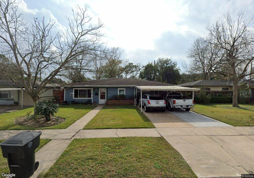 7742 Dixie Dr, Houston, TX 77087 - photo 1