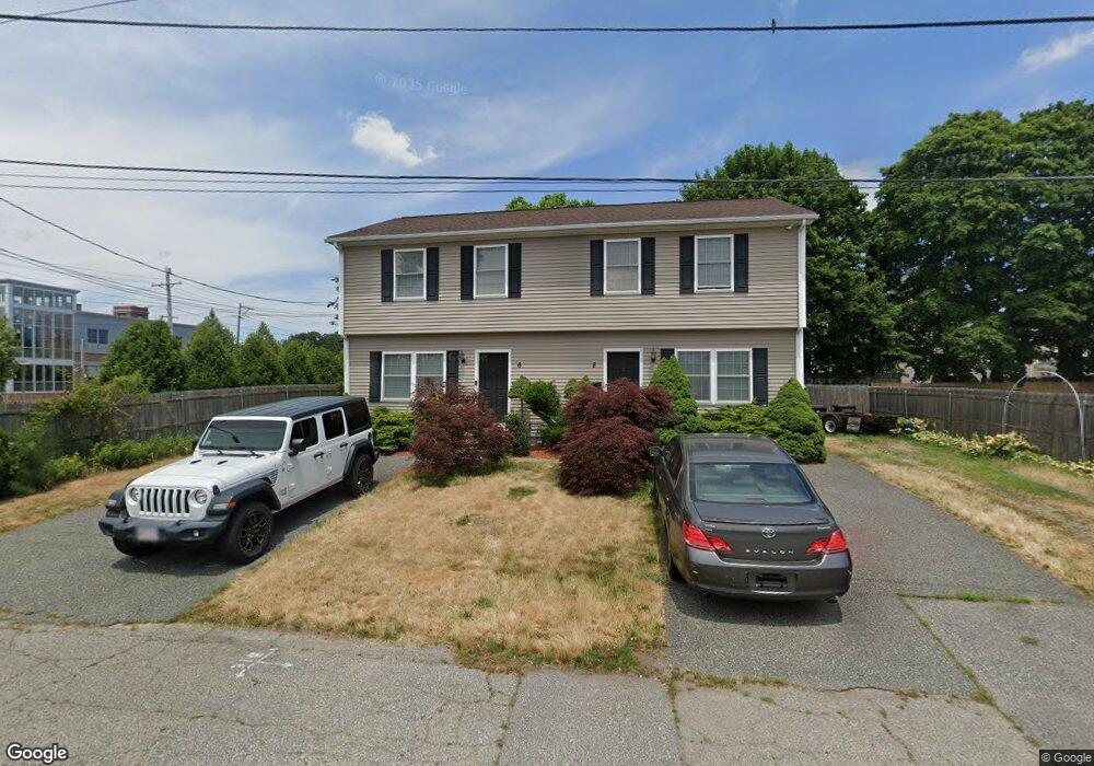 6 Saratoga Ave, Pawtucket, RI 02861 - photo 1